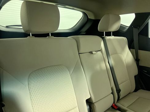 Used 2018 Hyundai Santa Fe Sport w/ 2.4L Value Package 02 image 34