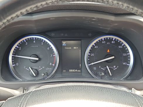 Used 2018 Toyota Highlander XLE AWD/4WD image 37