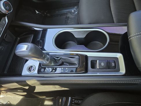 Used 2023 Nissan Altima 2.5 SV w/ SV Premium Package image 21