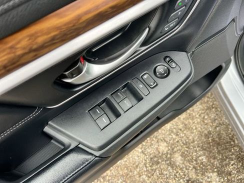 Used 2018 Honda CR-V EX-L image 17