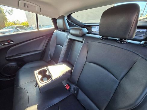 Used 2017 Toyota Prius Four Touring w/ Carpet Mat Package image 19