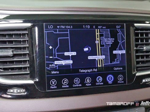 Used 2017 Chrysler Pacifica Touring-L Plus image 7