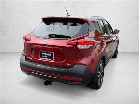 Used 2019 Nissan Kicks SR w/ SR Premium Package image 5