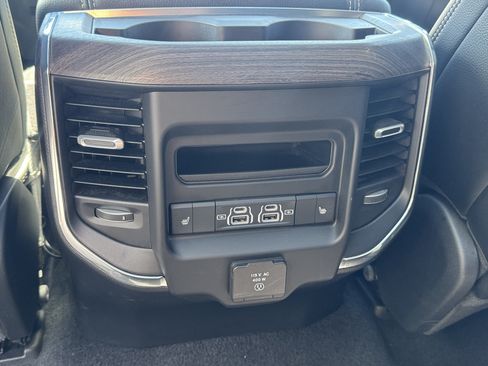Used 2025 RAM 1500 Laramie AWD/4WD image 20
