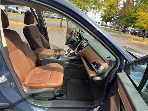 Used 2025 Subaru Legacy Touring XT image 11