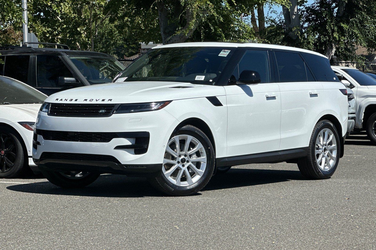 New 2026 Land Rover Range Rover Sport SE AWD/4WD image 1