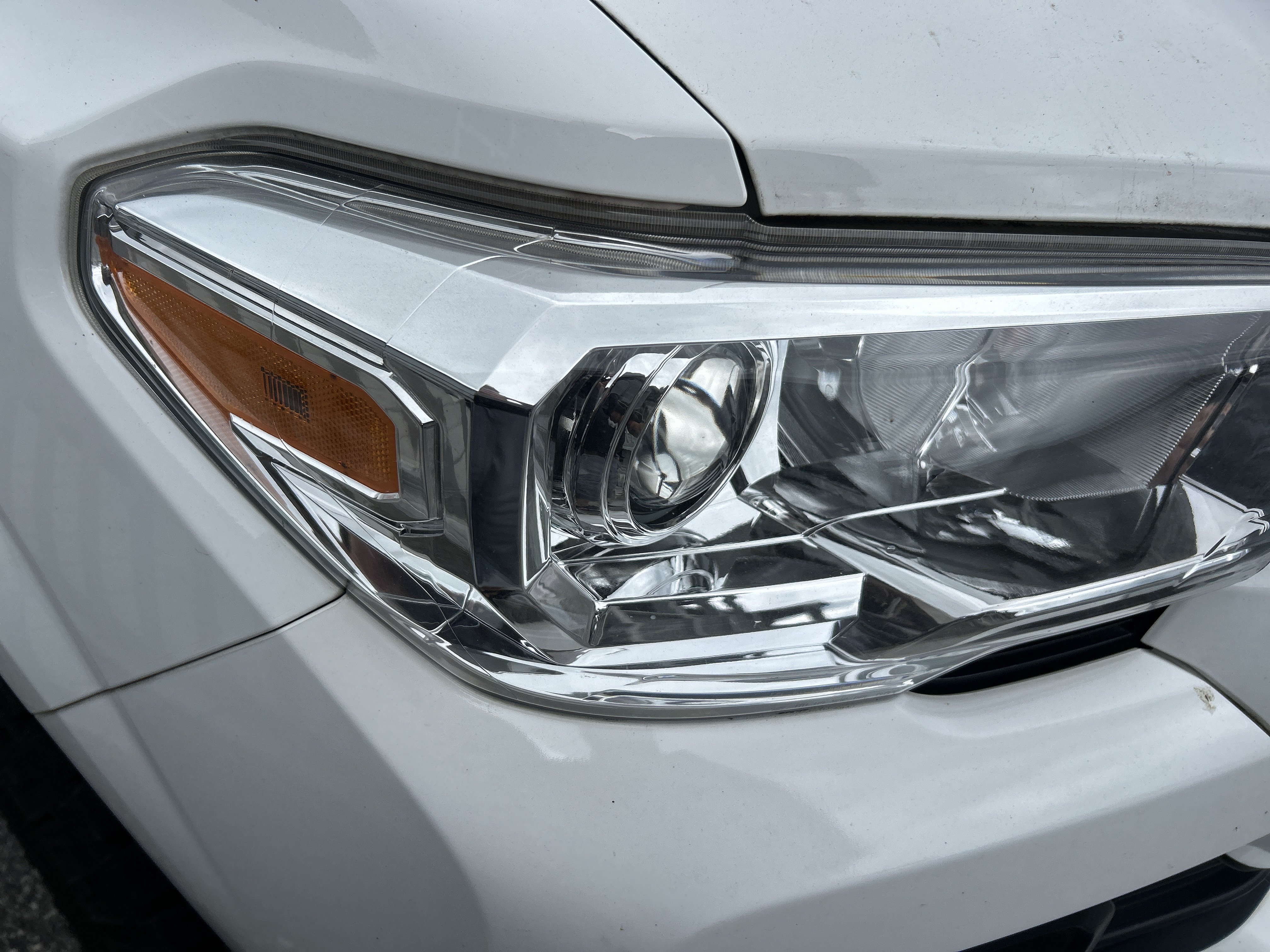 Used 2022 Toyota Tacoma SR w/ SR Convenience Package RWD image 36