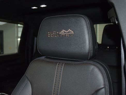 Used 2024 Chevrolet Silverado 3500 High Country w/ High Country Premium Package AWD/4WD image 44