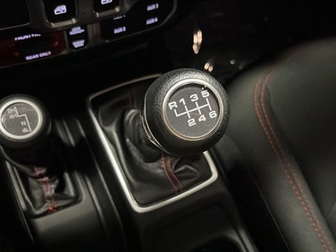 Used 2021 Jeep Wrangler Rubicon AWD/4WD image 18
