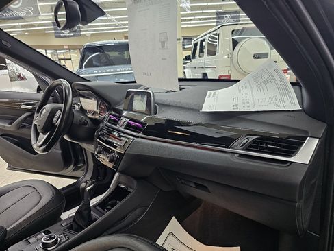 Used 2018 BMW X1 xDrive28i image 23