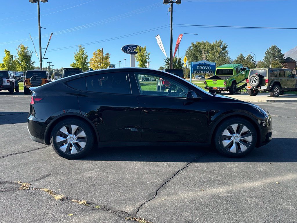 Used 2023 Tesla Model Y Long Range AWD/4WD image 6