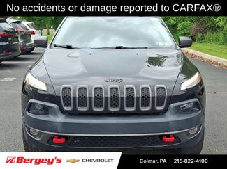 Used 2015 Jeep Cherokee Trailhawk w/ Leather Interior Group AWD/4WD video 2