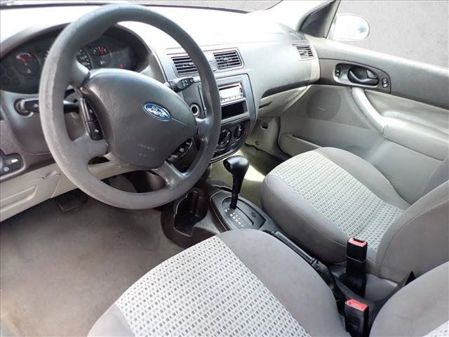 Used 2007 Ford Focus S FWD image 9