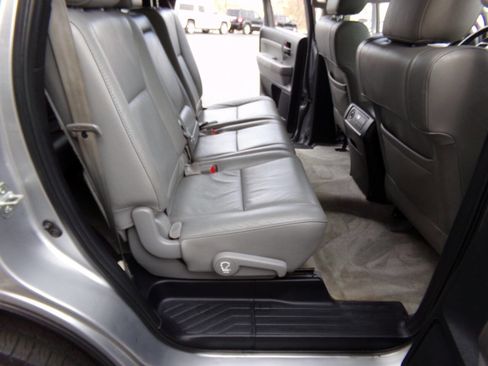 Used 2011 Toyota Sequoia SR5 w/ Premium Pkg AWD/4WD image 24