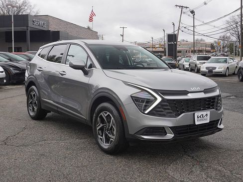 Used 2024 Kia Sportage LX image 41