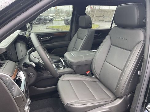 New 2026 GMC Yukon XL Denali w/ Sun & Power Step Package image 20