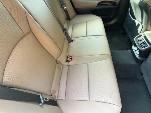Certified 2023 Lexus ES 250 w/ Premium Package AWD/4WD image 39