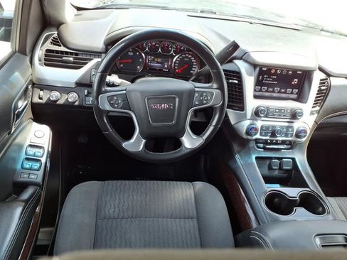 Used 2016 GMC Yukon XL SLE w/ HD Trailering Package AWD/4WD image 4