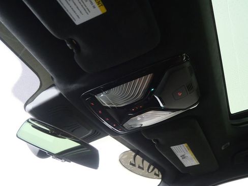 Used 2022 BMW X7 xDrive40i w/ M Sport Package image 29