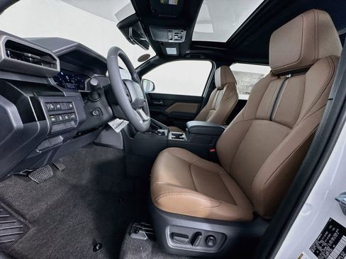 New 2026 Toyota 4Runner Limited AWD/4WD image 11