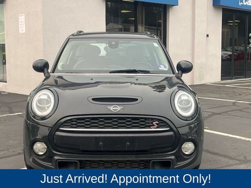 Used 2019 MINI Cooper S FWD image 2