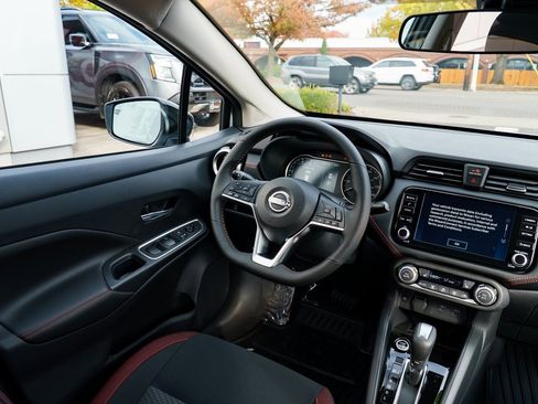 New 2025 Nissan Versa SR w/ Trunk Package image 10