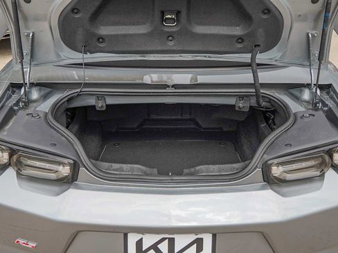 Used 2023 Chevrolet Camaro LT w/ RS Package image 30