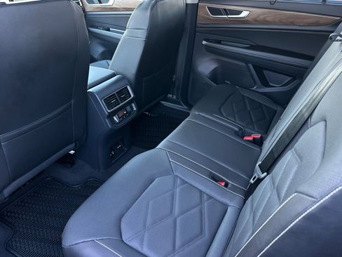 New 2026 Volkswagen Atlas SE FWD image 10