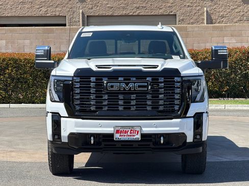 New 2026 GMC Sierra 2500 Denali Ultimate AWD/4WD image 9