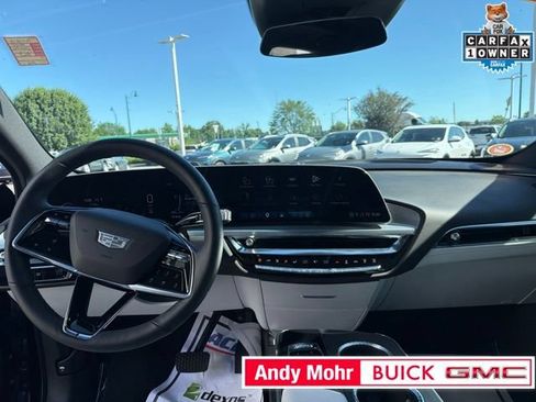Used 2025 Cadillac Lyriq Sport AWD/4WD image 21