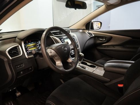 Used 2017 Nissan Murano SV image 6