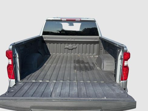 Used 2023 Chevrolet Silverado 1500 LT w/ Protection Package AWD/4WD image 13