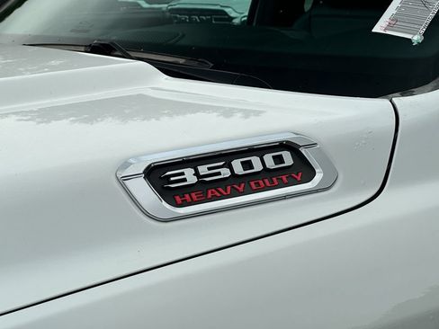 New 2026 RAM 3500 Tradesman w/ Chrome Appearance Group A AWD/4WD image 13