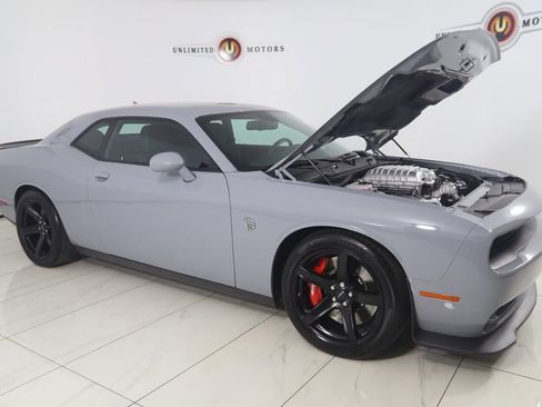 Used 2021 Dodge Challenger SRT Hellcat image 23