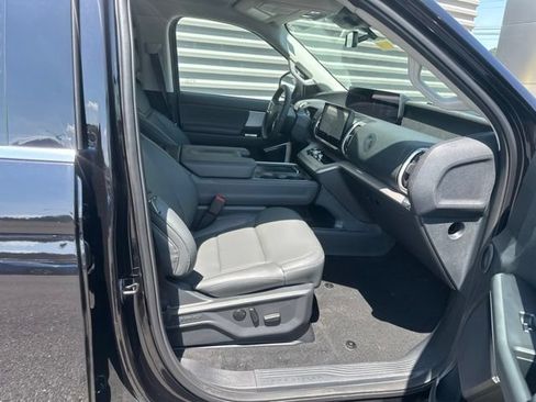 New 2027 Ford Expedition Max Active AWD/4WD image 32