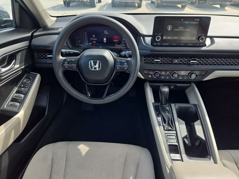 Used 2024 Honda Accord EX image 27