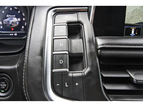 Used 2022 Chevrolet Tahoe Z71 w/ Z71 Off-Road Package image 28