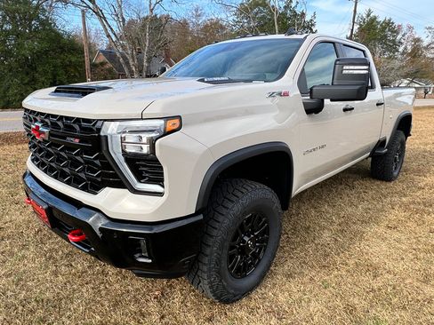 New 2026 Chevrolet Silverado 2500 ZR2 image 26