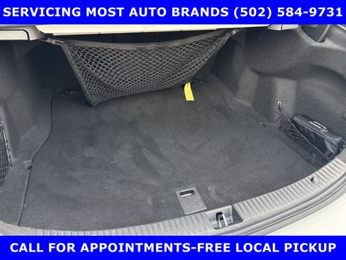 Used 2016 Mercedes-Benz C 300 4MATIC Sedan image 24