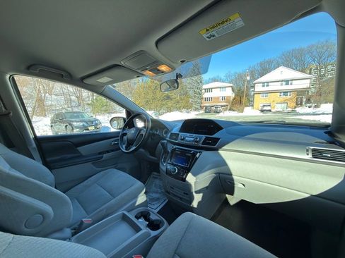 Used 2016 Honda Odyssey SE image 28
