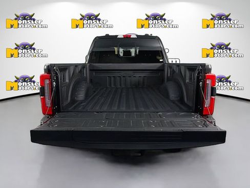 Used 2025 Ford F250 Platinum AWD/4WD image 27