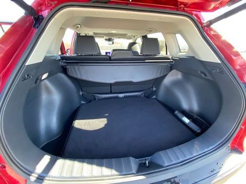 Used 2024 Toyota Corolla Cross XLE image 21