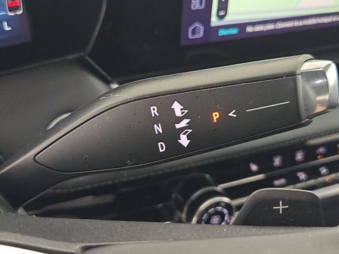Used 2026 Chevrolet Equinox LT w/ Midnight Edition FWD image 22