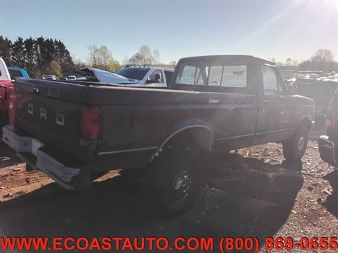 Used 1989 Ford F250 4x4 Regular Cab image 6