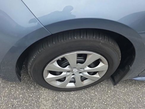 Used 2026 Toyota Corolla LE image 6