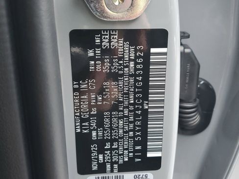 New 2026 Kia Sorento S image 32