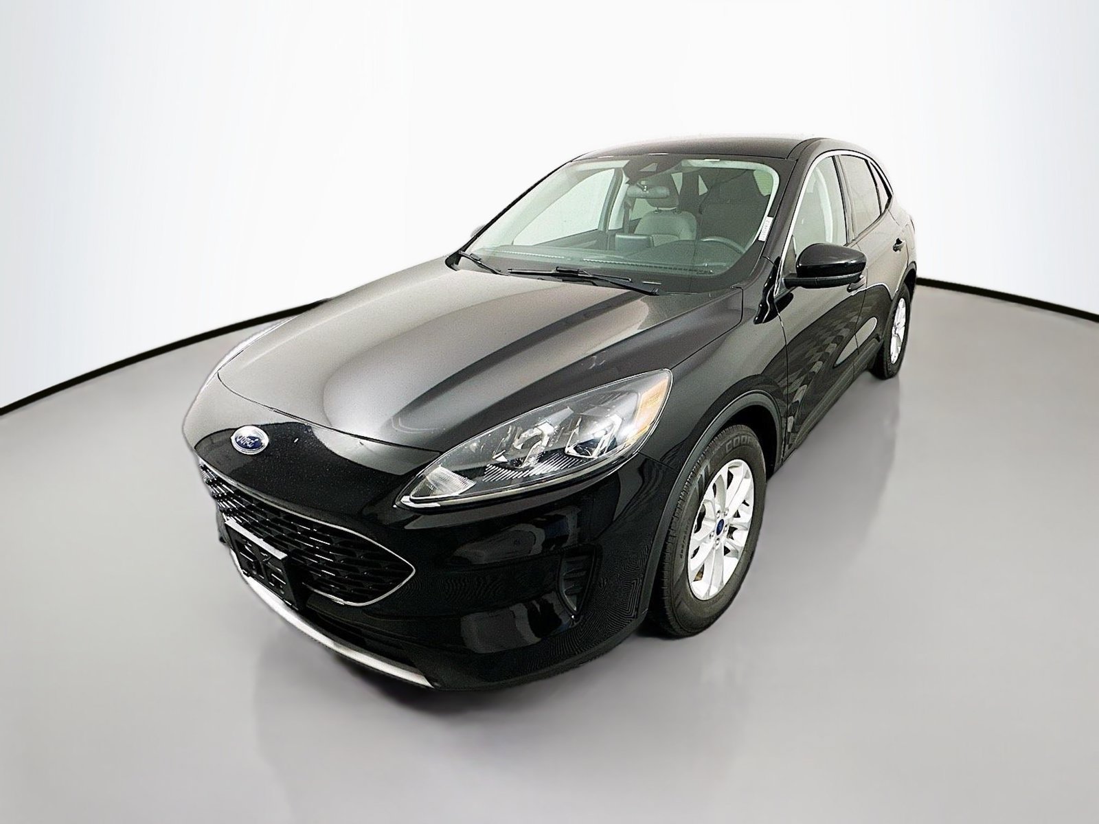 Used 2021 Ford Escape SE FWD image 3
