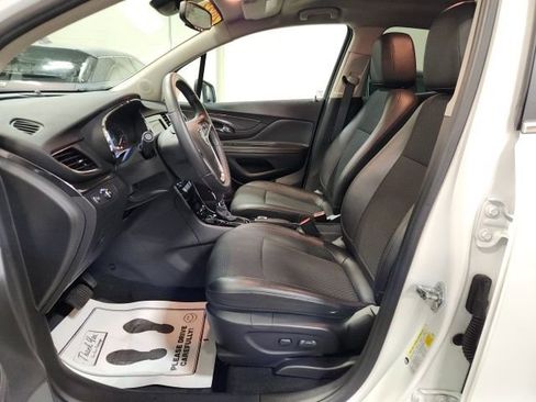 Used 2022 Buick Encore Preferred w/ Safety Package image 12