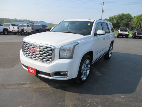 Used 2020 GMC Yukon Denali w/ Denali Ultimate Package image 9