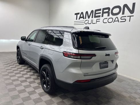 New 2025 Jeep Grand Cherokee L Altitude RWD image 3